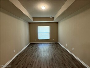 2915 NW 6th Pl in Cape Coral, FL - Foto de edificio - Building Photo