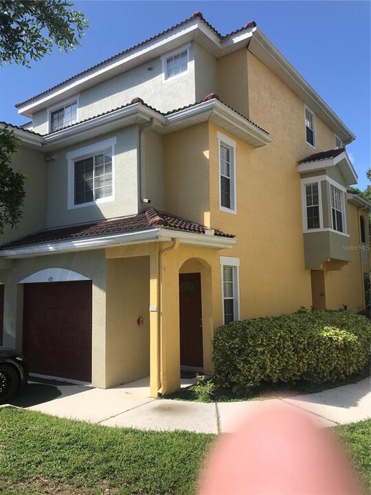 5681 Bentgrass Dr in Sarasota, FL - Building Photo