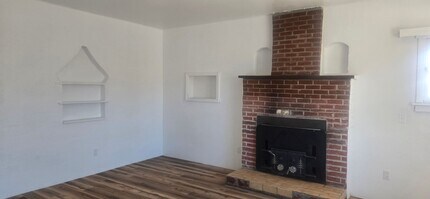 316 Girard Blvd SE in Albuquerque, NM - Building Photo - Building Photo