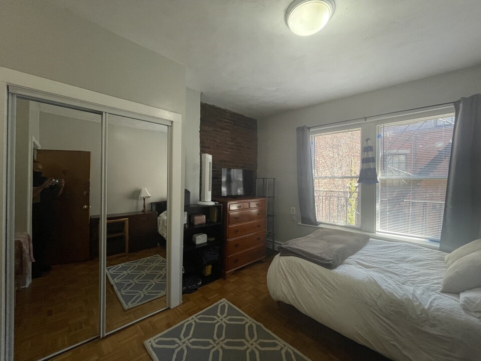 449 Marlborough St, Unit 9 in Boston, MA - Building Photo