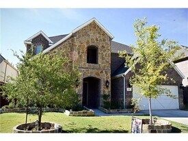115 Oakwood Ln in Hickory Creek, TX - Building Photo