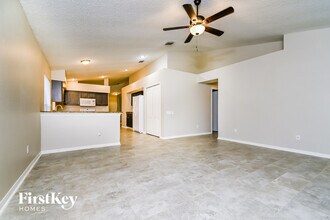 10519 Walker Vista Dr in Riverview, FL - Building Photo - Building Photo