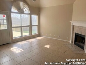 5126 Ascot Pl in San Antonio, TX - Building Photo - Building Photo