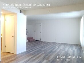 1738 W Ave J in Lancaster, CA - Building Photo - Building Photo