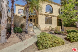 4427 Finley Ave in Los Angeles, CA - Building Photo