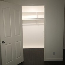 13012 Riverside Dr in Los Angeles, CA - Building Photo - Building Photo