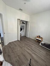 3924 SW 52nd Ave in Pembroke Park, FL - Building Photo - Building Photo