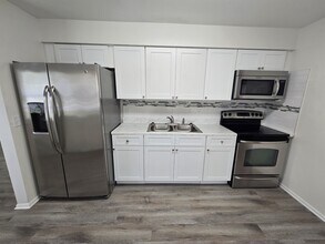50 6th St in St. Cloud, FL - Building Photo - Building Photo