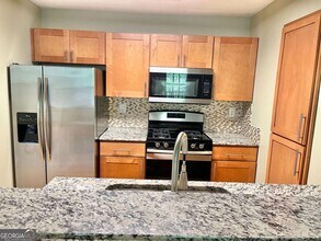 2132 River Heights Walk SE in Marietta, GA - Building Photo - Building Photo