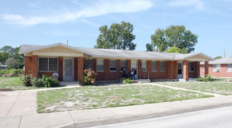 1049-1053 School St Apartments