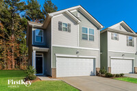 2015 Cypress Village Dr NW in Concord, NC - Foto de edificio - Building Photo