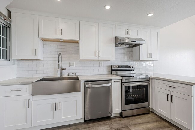 361 Michelle Ln in Daly City, CA - Building Photo - Building Photo