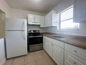 928 S Federal Hwy in Lake Worth Beach, FL - Building Photo - Building Photo