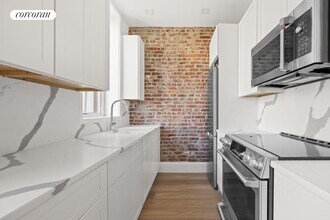 125 2nd Pl in Brooklyn, NY - Building Photo - Building Photo