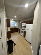 934 Barland St in Eau Claire, WI - Foto de edificio - Building Photo