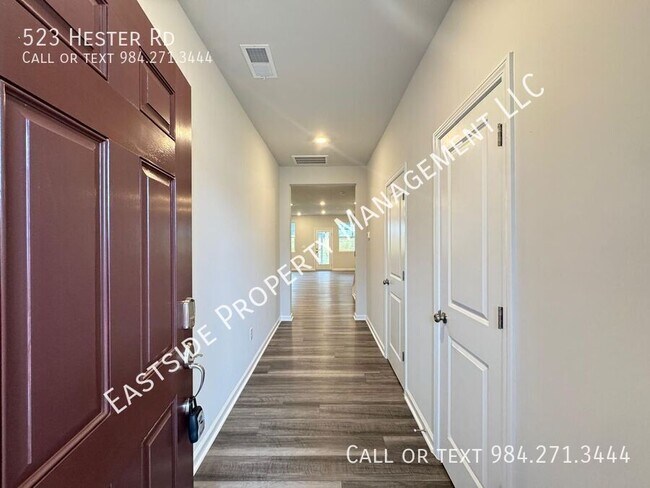 523 Hester Rd in Durham, NC - Building Photo - Building Photo