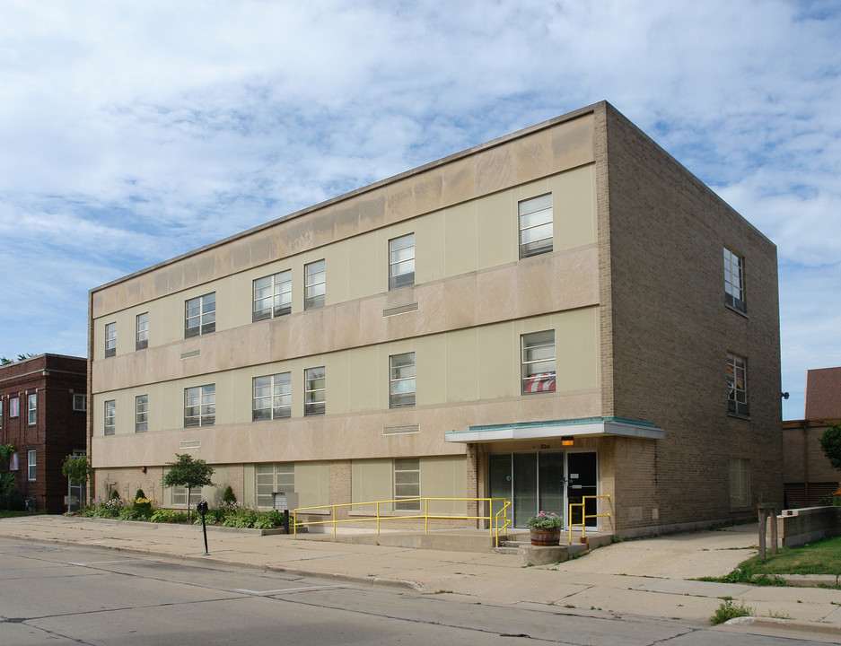 Bethany Apartments in Racine, WI - Foto de edificio