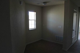 6325 Cedar Falls Dr in The Colony, TX - Foto de edificio - Building Photo