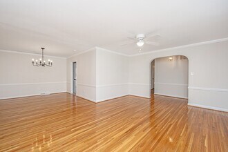 1791 Dunbarton Dr in Charleston, SC - Building Photo - Building Photo