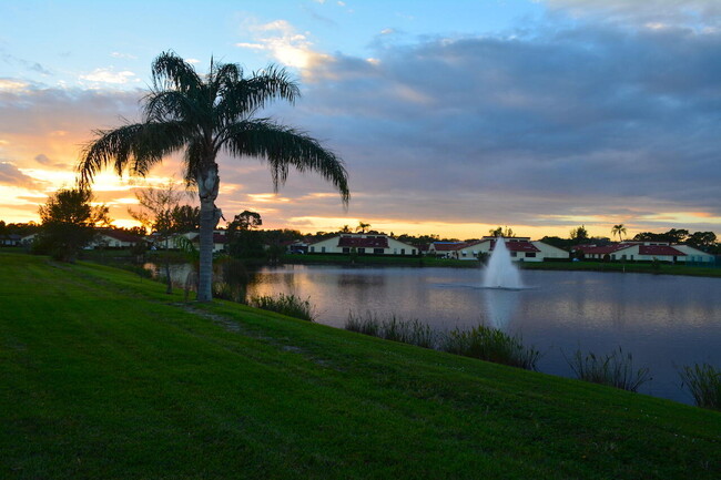 1833 Sandhill Crane Dr in Fort Pierce, FL - Building Photo - Building Photo