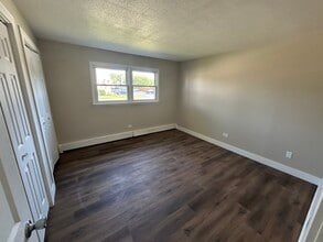 7403 W 71st St in Bridgeview, IL - Building Photo - Building Photo