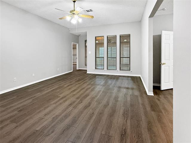 6913 Battle Creek Dr in Rowlett, TX - Building Photo - Building Photo