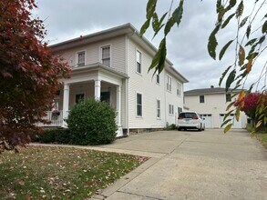 14 Conewango Ave, Unit 4 in Warren, PA - Building Photo - Building Photo