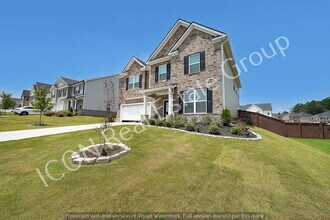 3349 English Elm Wy in Loganville, GA - Foto de edificio - Building Photo