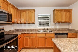 3922 Cary Creek Dr in Baytown, TX - Building Photo - Building Photo