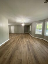 1525 Cedar Shoals Dr in Athens, GA - Building Photo - Building Photo