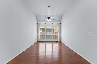5230 Pebble Bluff Ln in Sugar Land, TX - Building Photo - Building Photo