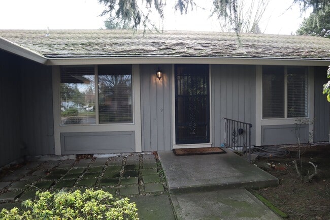 10111 NE Tanglewood Dr in Vancouver, WA - Building Photo - Building Photo