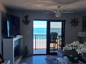 2390 Ocean Shore Blvd, Unit 503 in Ormond Beach, FL - Building Photo