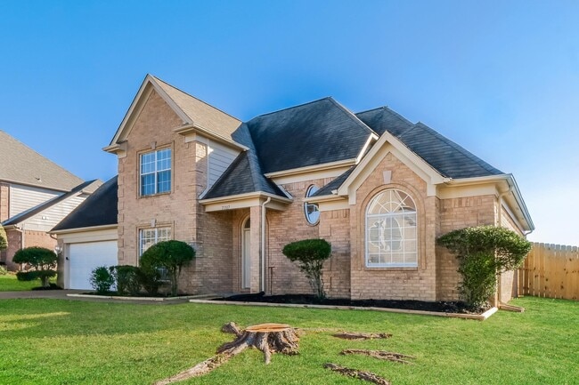 7317 Pinnacle Farms Dr in Memphis, TN - Building Photo - Building Photo