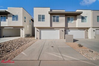 897 W Boxthorn Dr in Saint George, UT - Building Photo - Building Photo