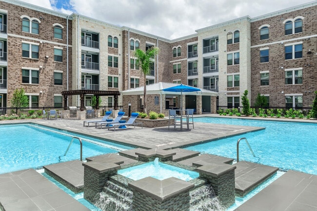 Highbridge at Egret Bay in League City, TX - Building Photo - Building Photo