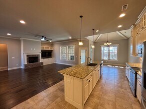 1919 Sicily Ave, Unit D4-SpaceD in Lowell, AR - Building Photo - Building Photo