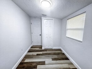 1326 S Summerlin Ave in Sanford, FL - Building Photo - Building Photo
