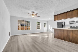 11829 S Red Cedar Cir in Spring, TX - Building Photo - Building Photo