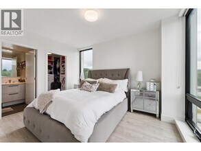 680 Seylynn Cres in North Vancouver, BC - Building Photo - Building Photo
