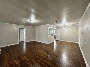 1409 Wolfe City Dr in Greenville, TX - Building Photo - Building Photo