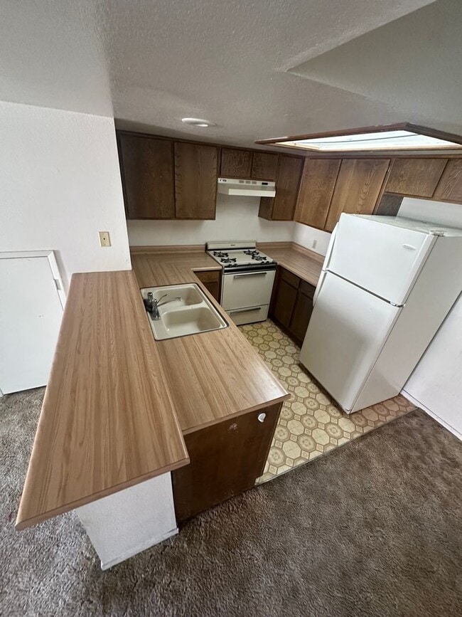 property at 3800 Desert Marina Dr