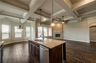 3101 White Horse Ct in Granbury, TX - Building Photo - Building Photo