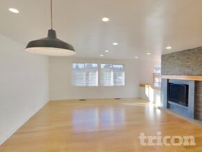 2990 Pickering Pl NE in Bremerton, WA - Building Photo - Building Photo