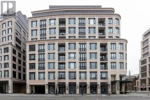 133 Hazelton Ave in Toronto, ON - Building Photo