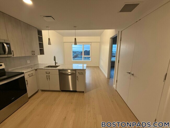 55 Brighton Ave