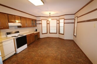 5300 Ross Rd in Memphis, TN - Building Photo - Building Photo