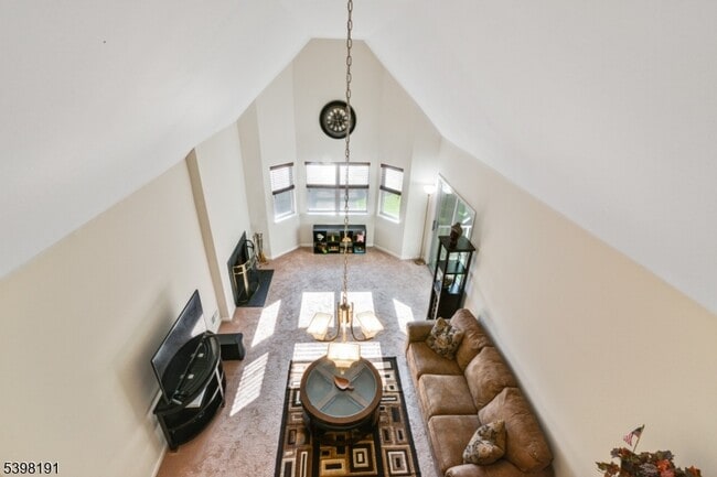 property at 28 Kensington Dr