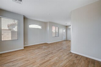 684 Sumatra Pl in Henderson, NV - Foto de edificio - Building Photo