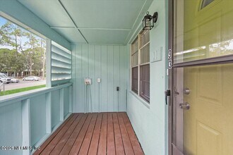 93 Lewis St in Atlantic Beach, FL - Building Photo - Building Photo